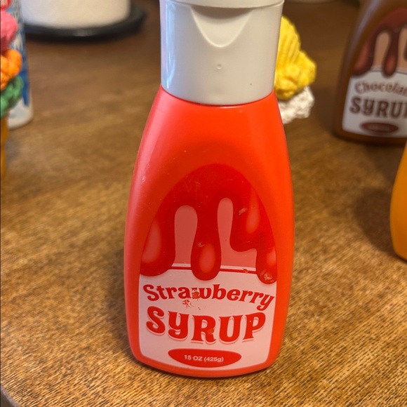 Colorful Ice Cream Cone Decoration Set - Picture 5 of 6